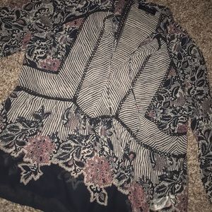 Beautiful Blouse light and flowy